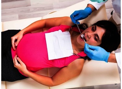 Article_image_thumbnail_pregnant-at-dentist-323119582